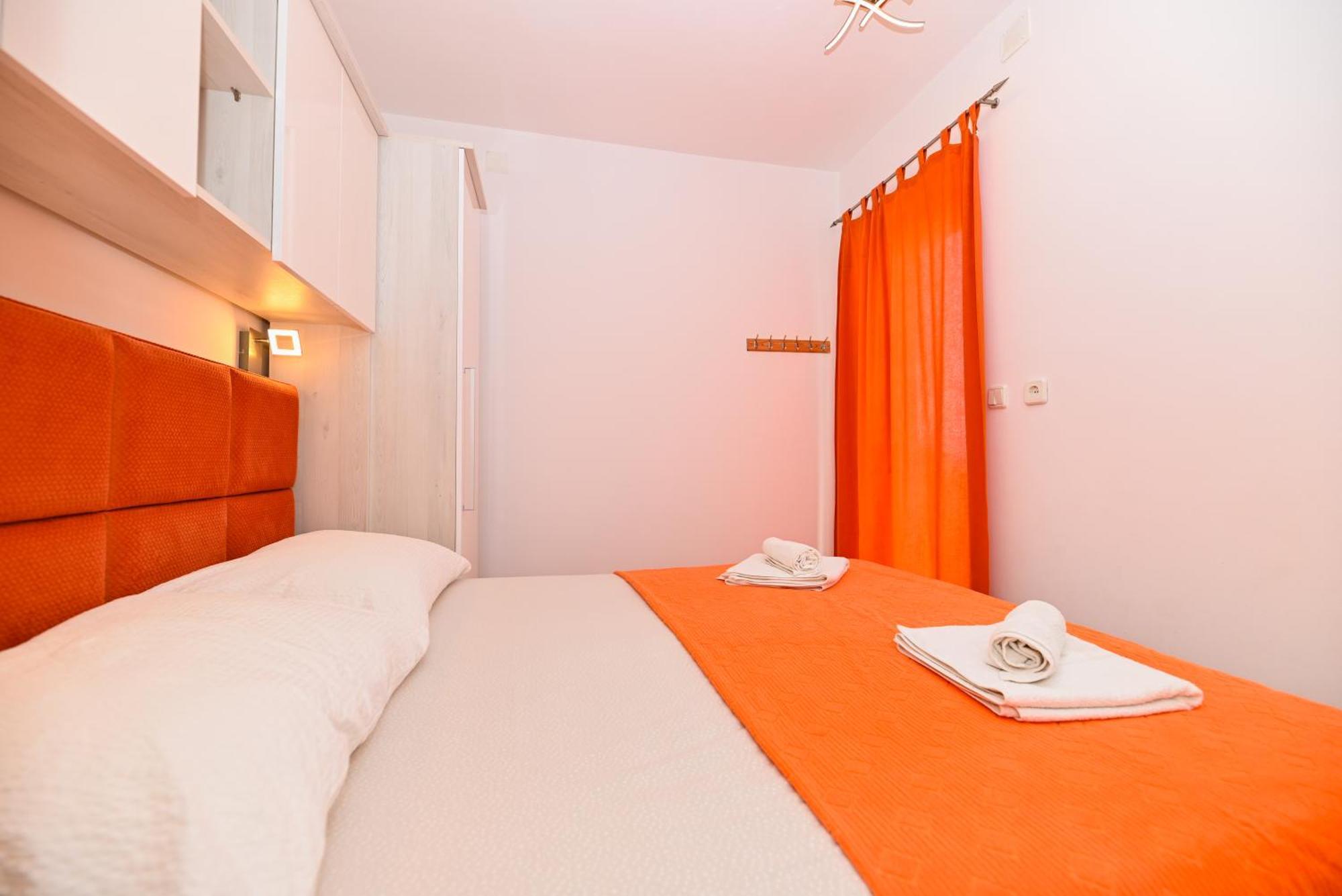 Vila Tatinja Трогир Екстериор снимка